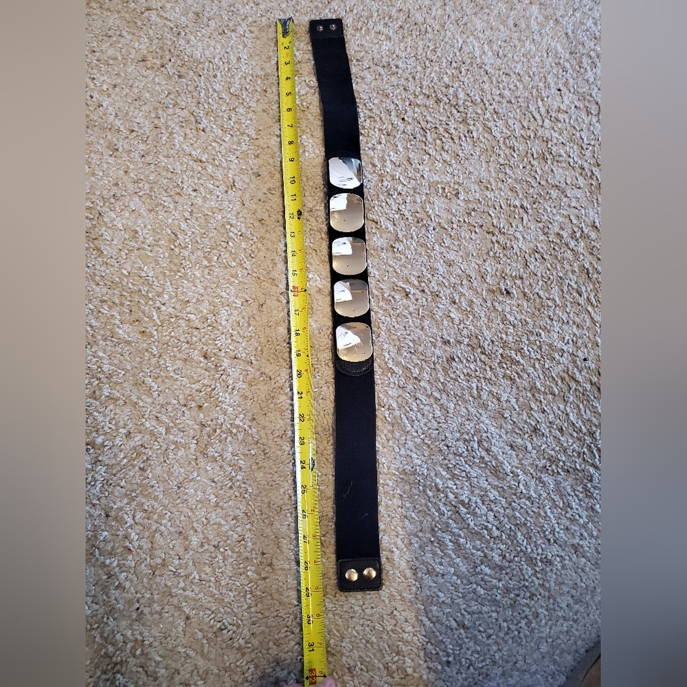 Black stretchy belt